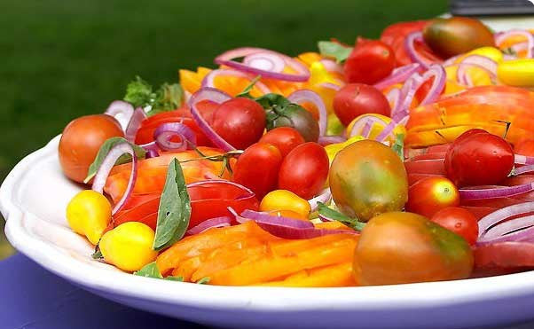 Insalata di Pomodoro e Cipolla Tropea